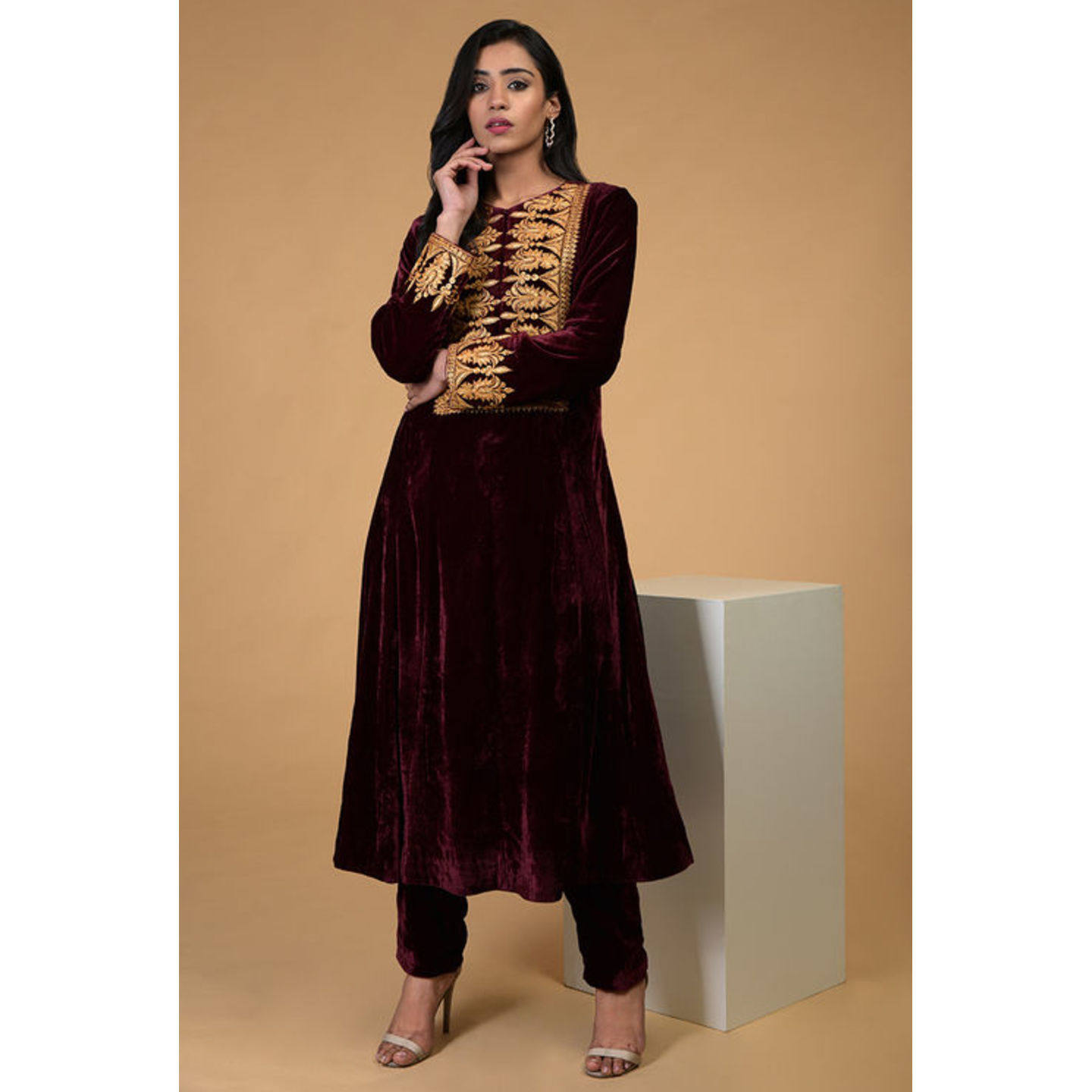 Rose Maroon Gold Kashmiri Tilla Embroidered Kurta Set