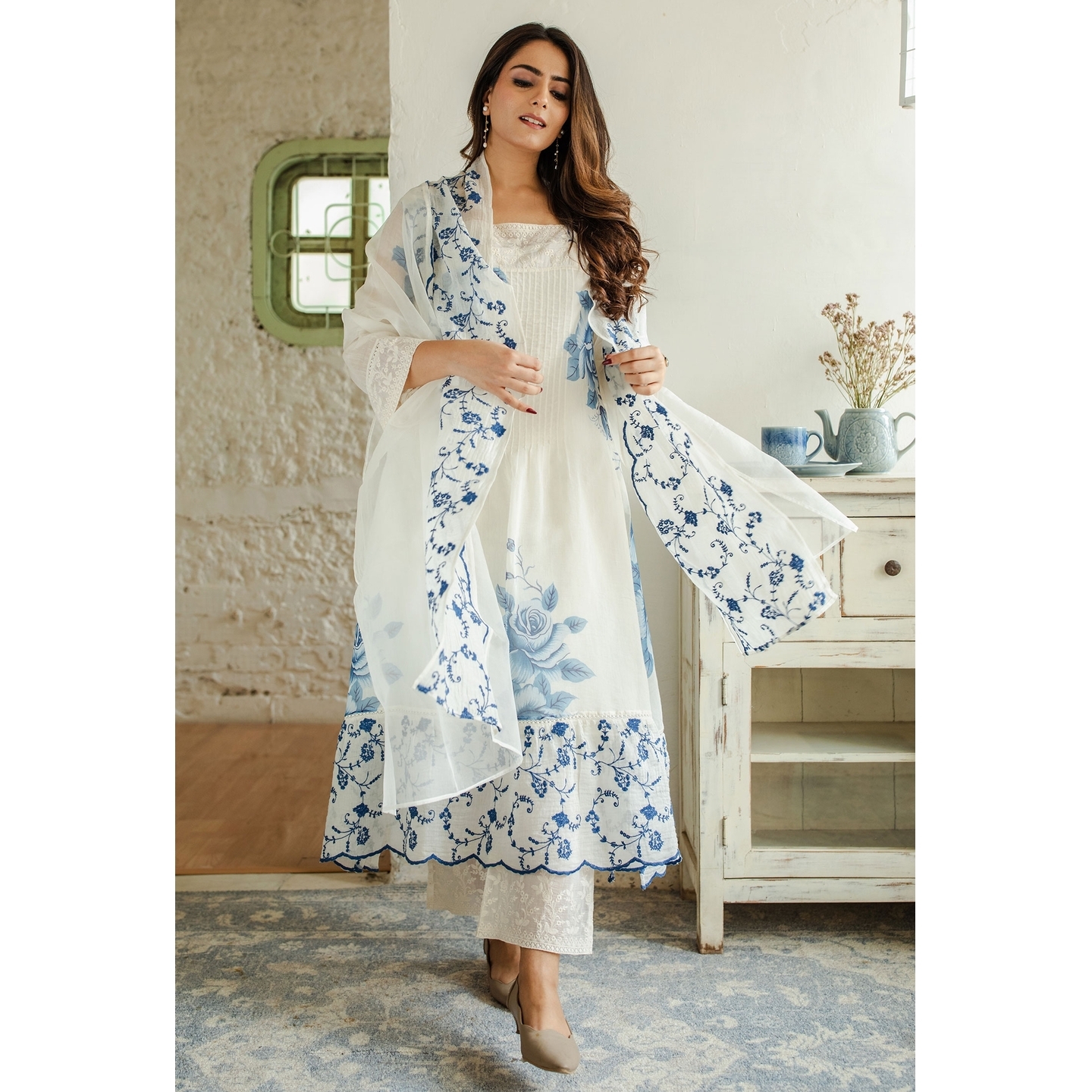 NAAZ BY NOOR Blue Cotton Floral Print Kurta Pant Set