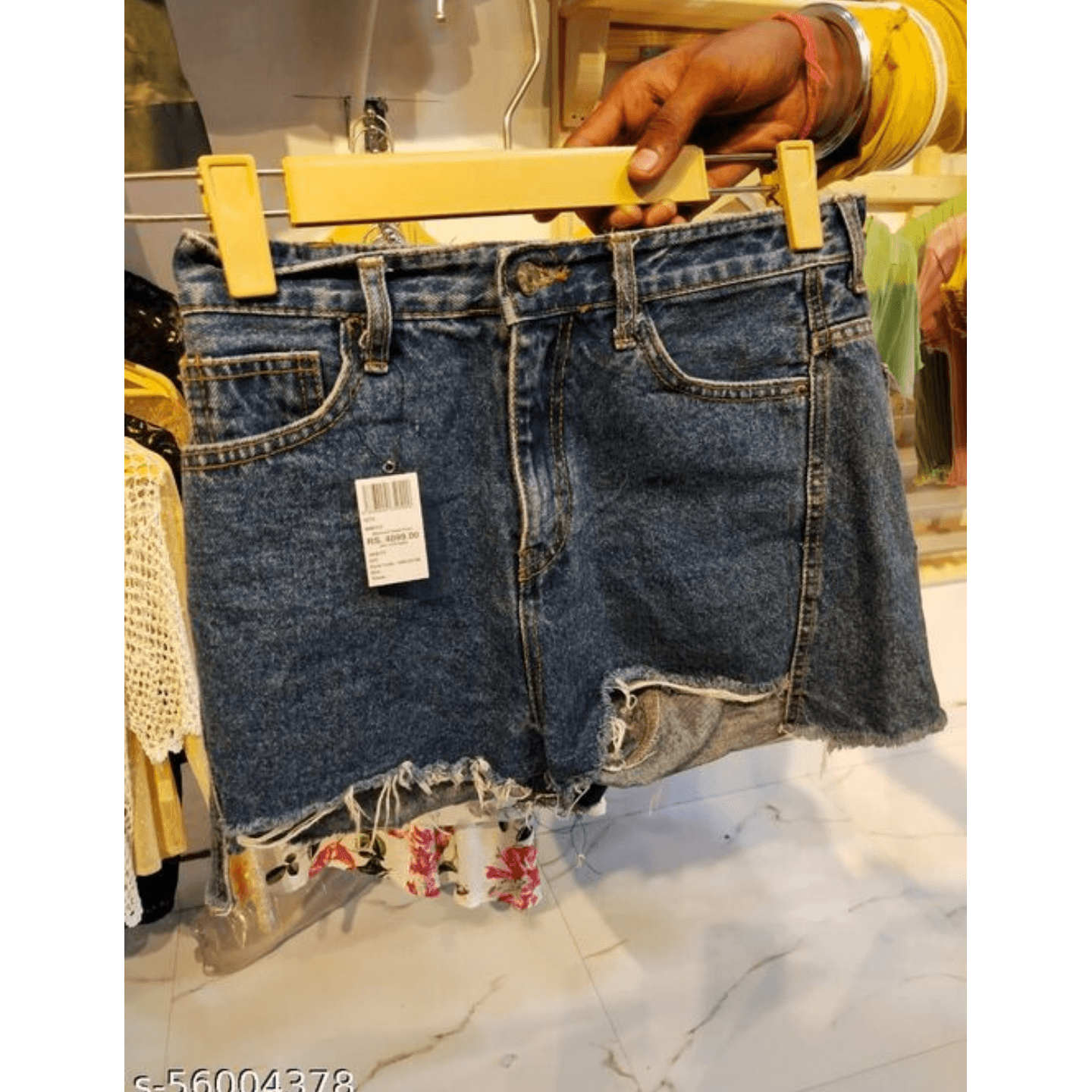 Designer Fashionista Women Shorts