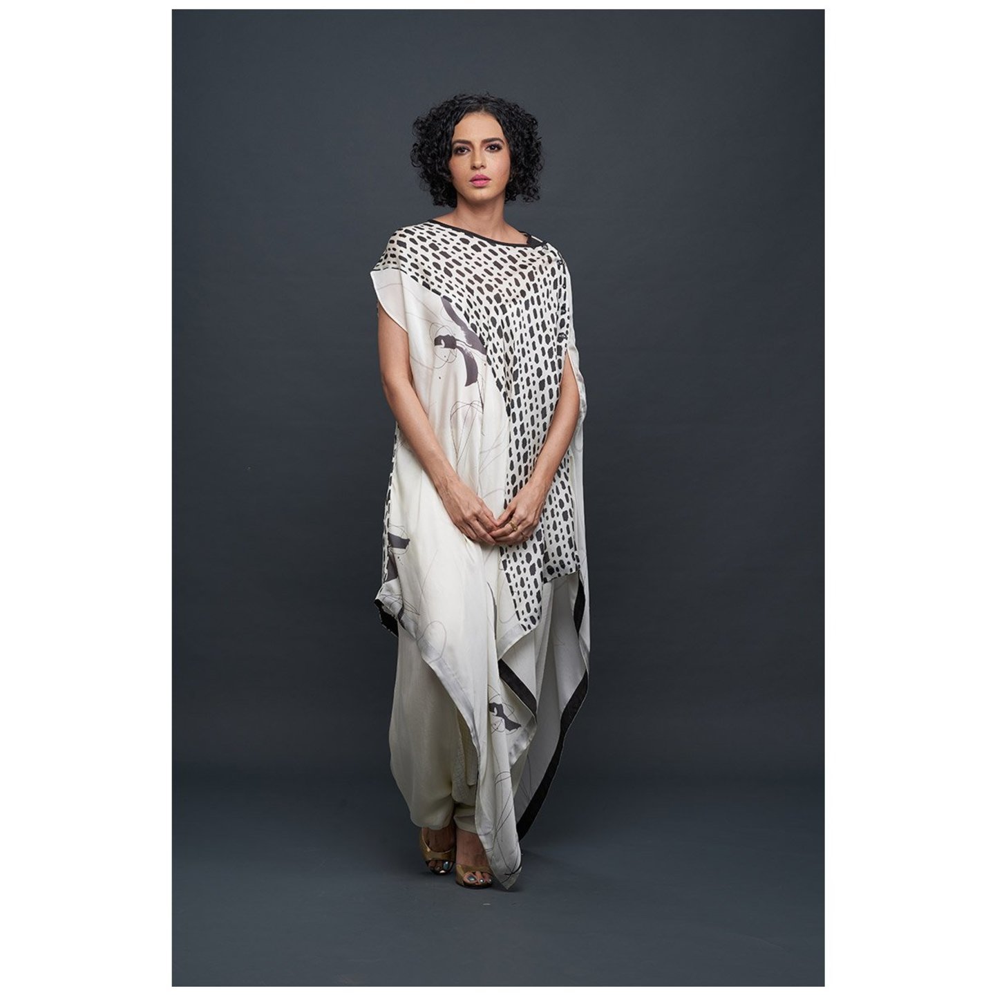 Bodhi  Tree Asymetric Loose Poncho