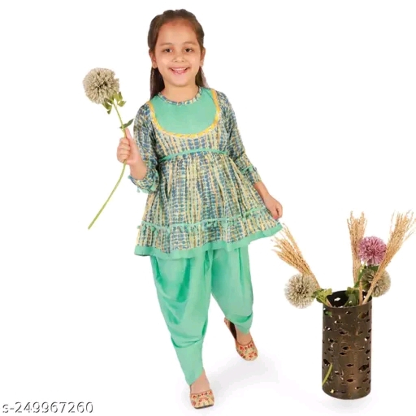 Stylish Girls' Printed Kurta and Patiala Pant Set 