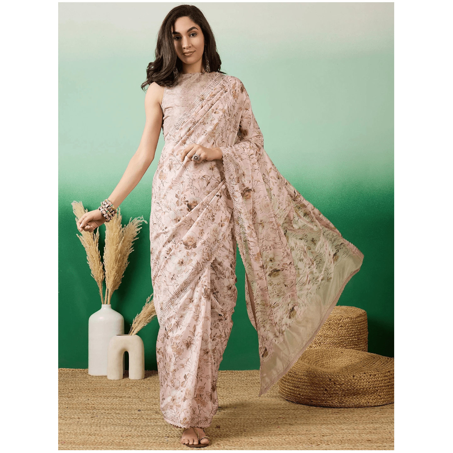 Floral Printed & Embellished Saree With Blouse Piece 