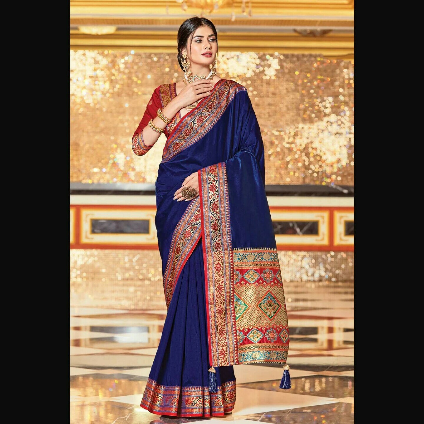 Women Navy Blue Silk Saree by Sangam Prints (2 Pc Set)