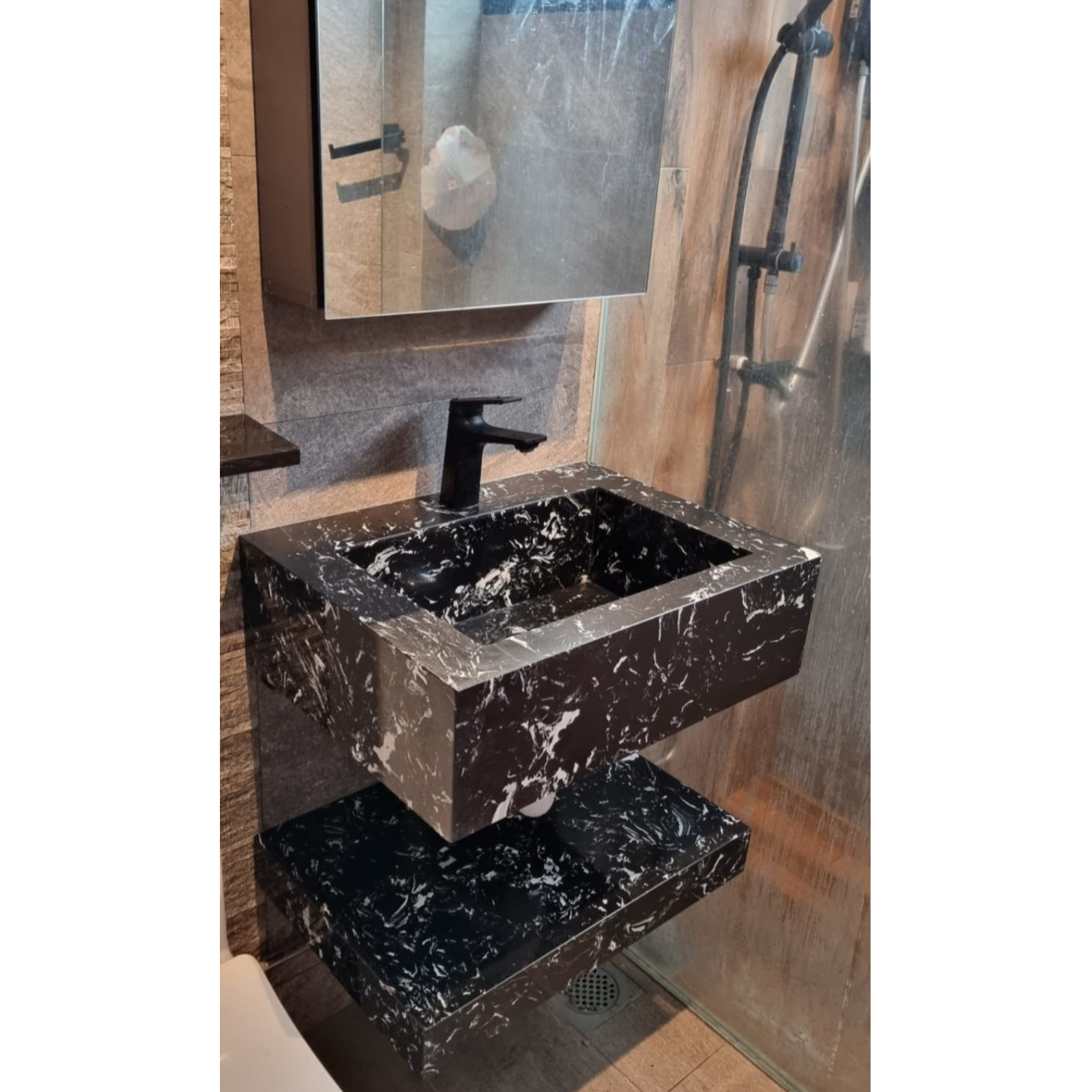 Modernity Full Quartz 70cm Floral Black