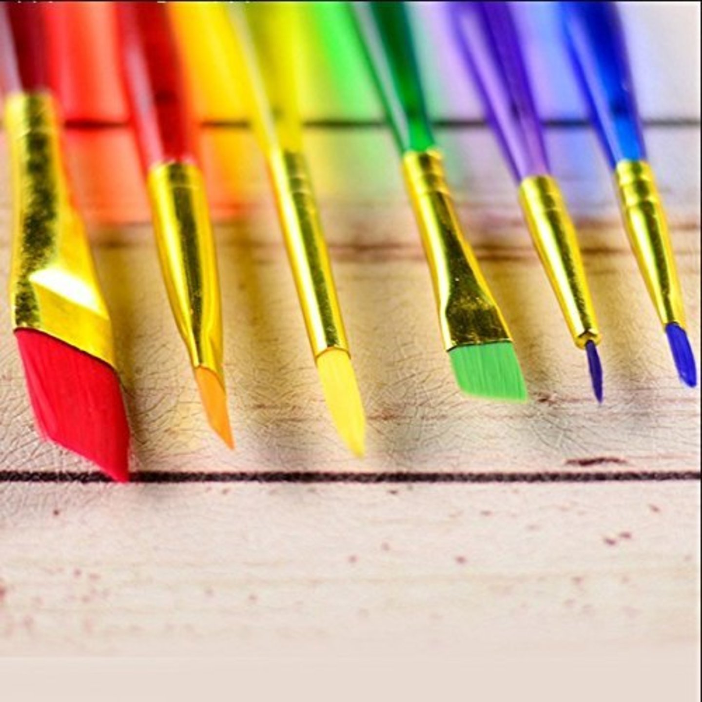 Qatalitic Set of 6 Different Sizes Synthetic Flat Paint Brush for Oil , Nail Brush Art , Artist Acrylic Painting(Synthetic Hair;Plastic)