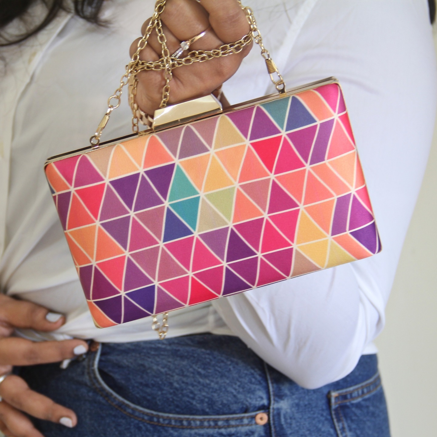 Multicolour Triangle Pattern Printed Clutch Bag