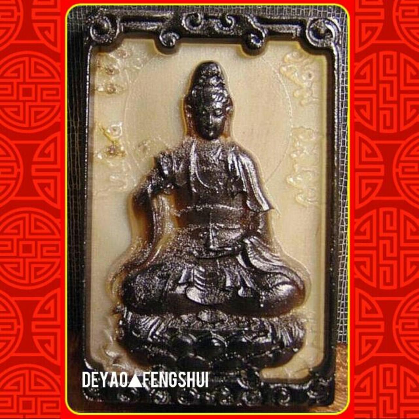 Chinese Deity Kwan Yin Goddess Of Mercy Horn Pendant｜观音菩萨雕刻羊角牌