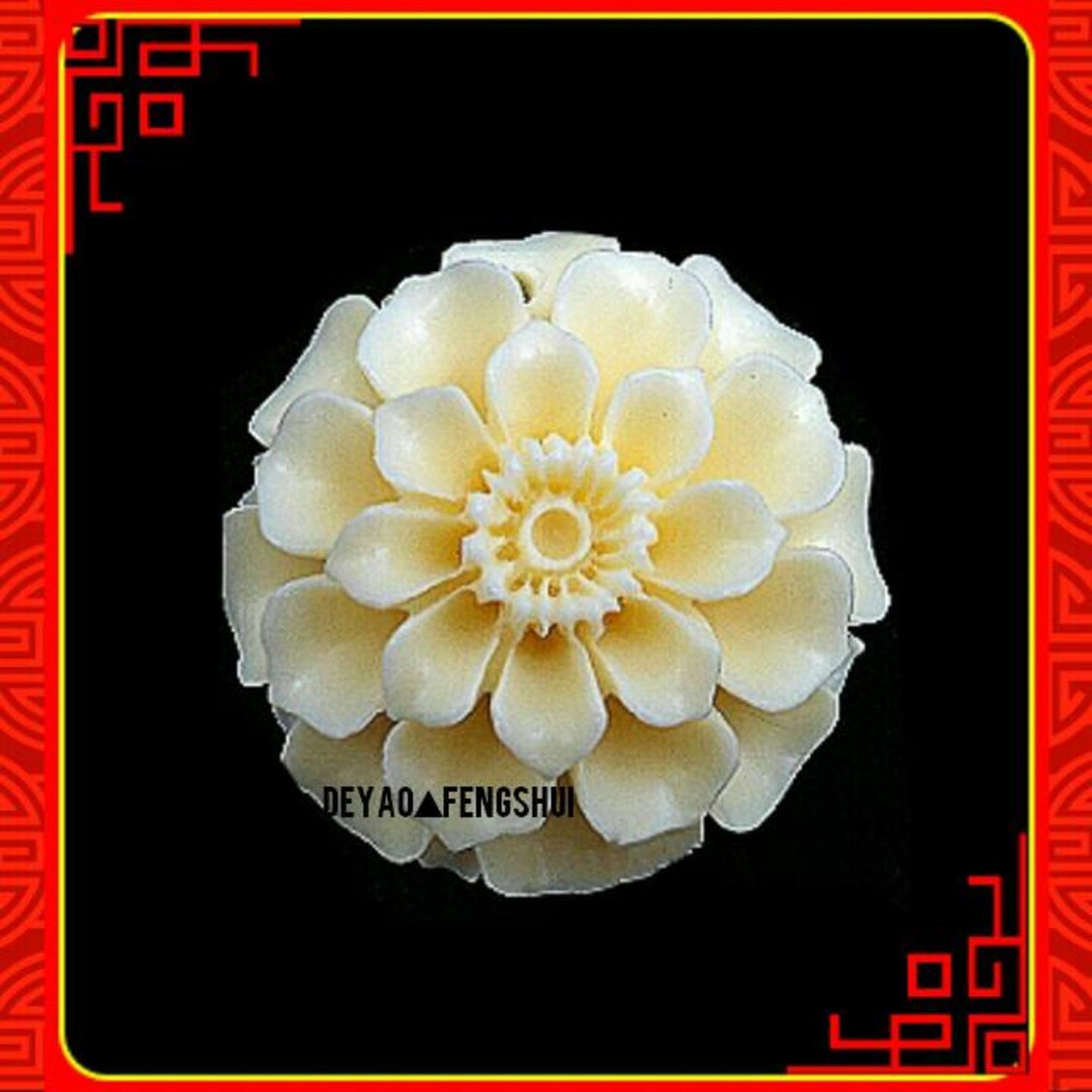 Beautiful Peony High Relief Carved Cow Bone Flower Pendant  牡丹花雕刻牛骨牌