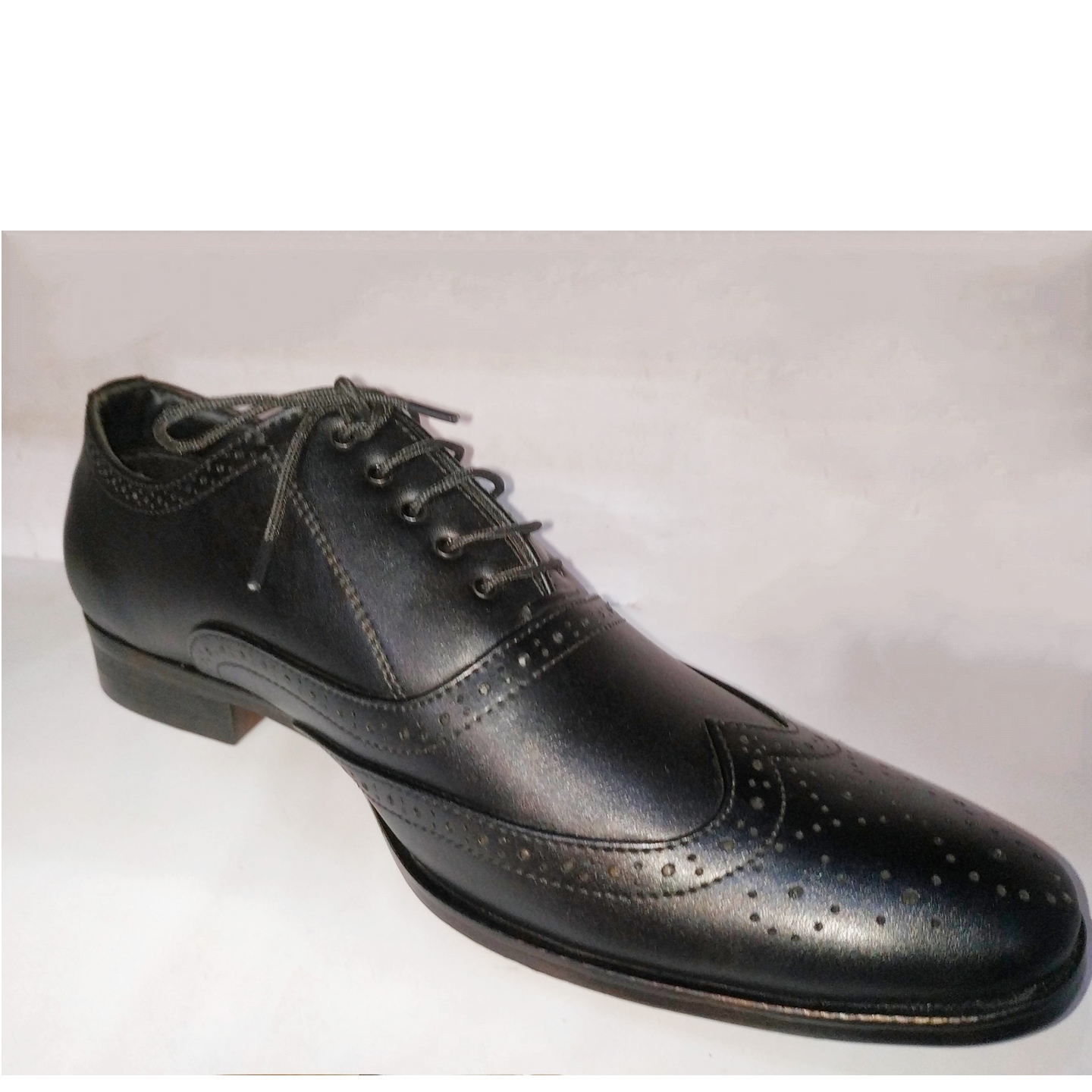 Black formal shoes