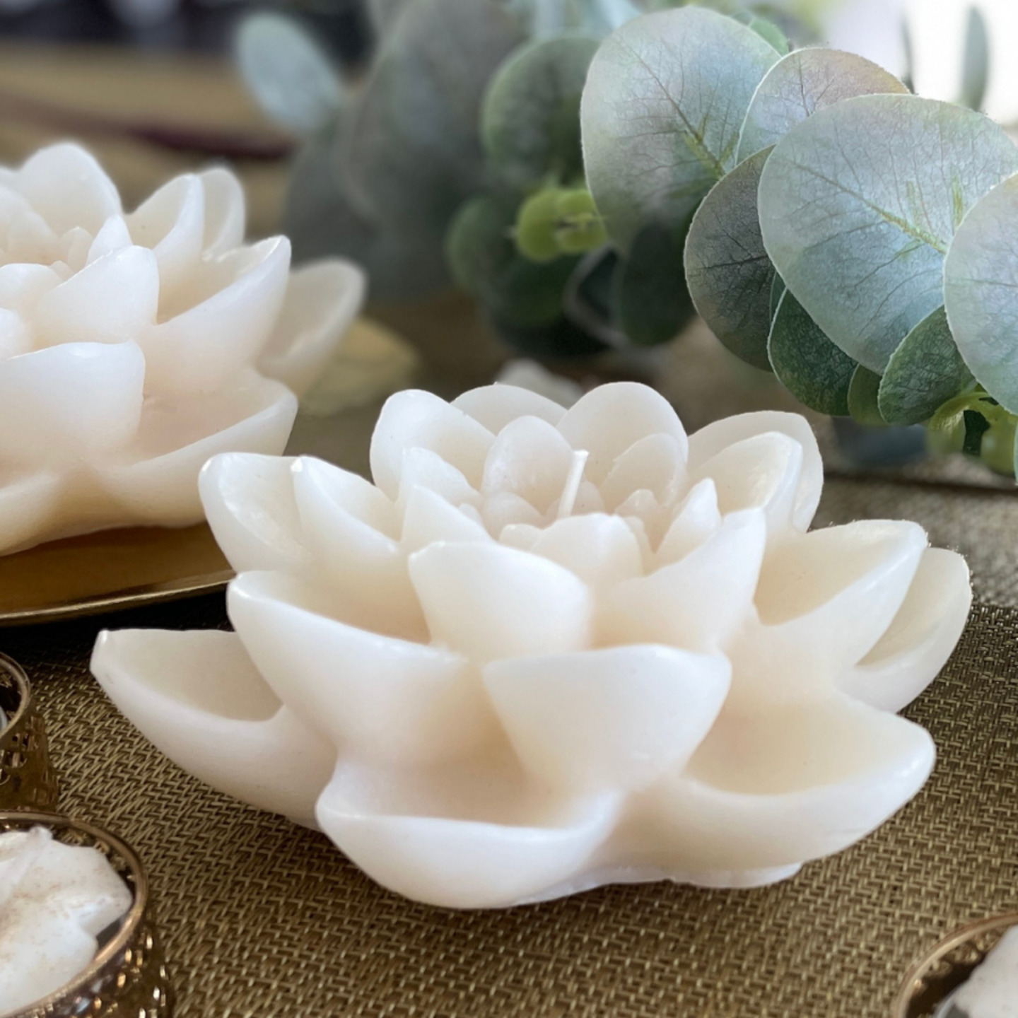 White Floating Open Lotus Candle