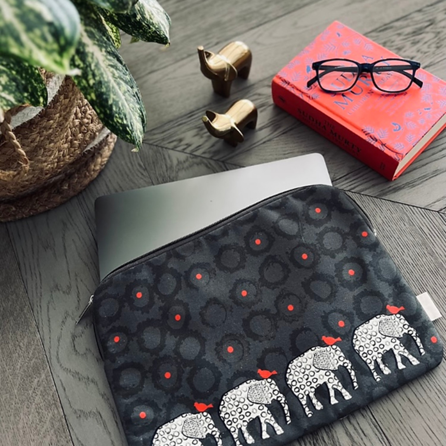 Grey Elephant Laptop Sleeve