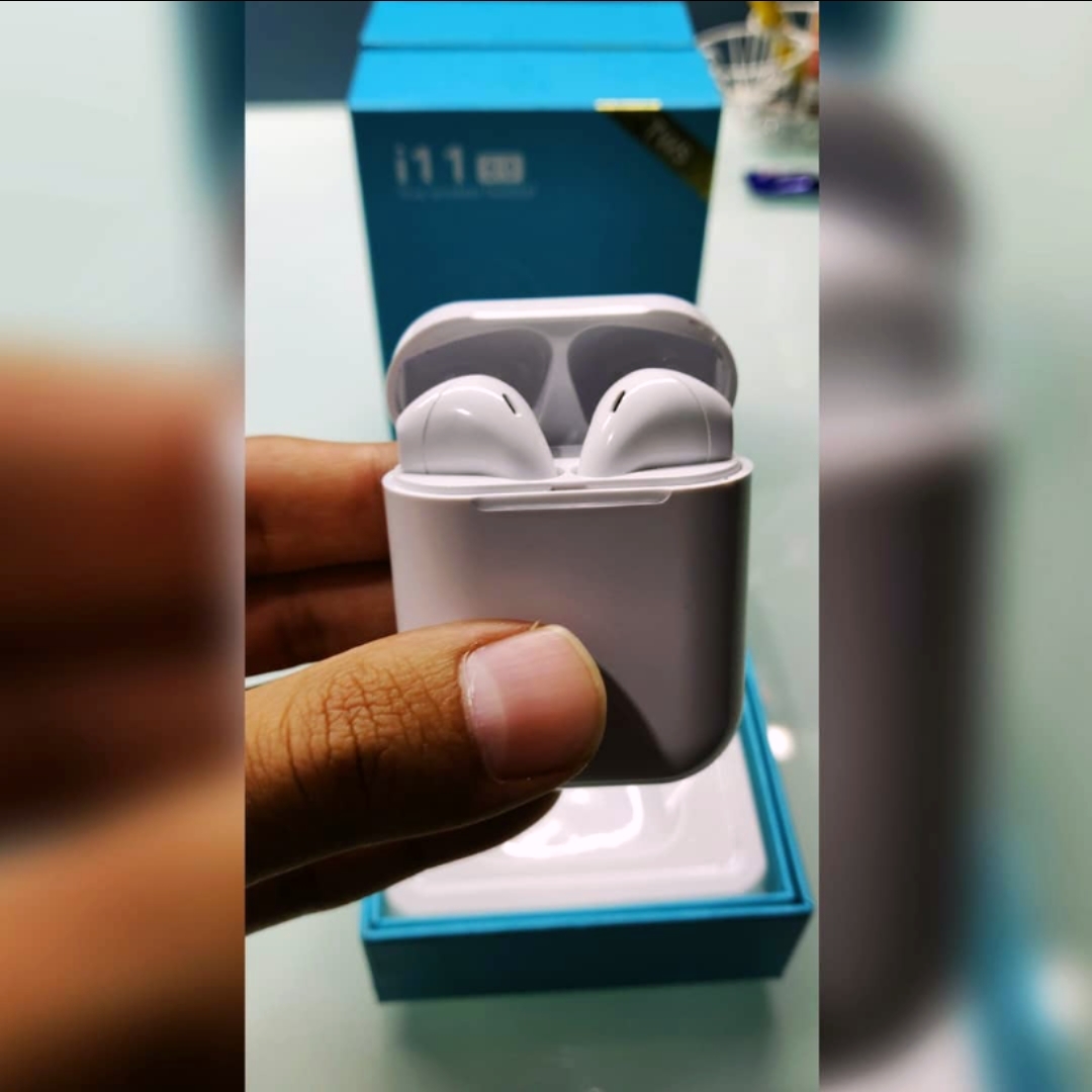 i11 TWS Airpods with smart compatibility