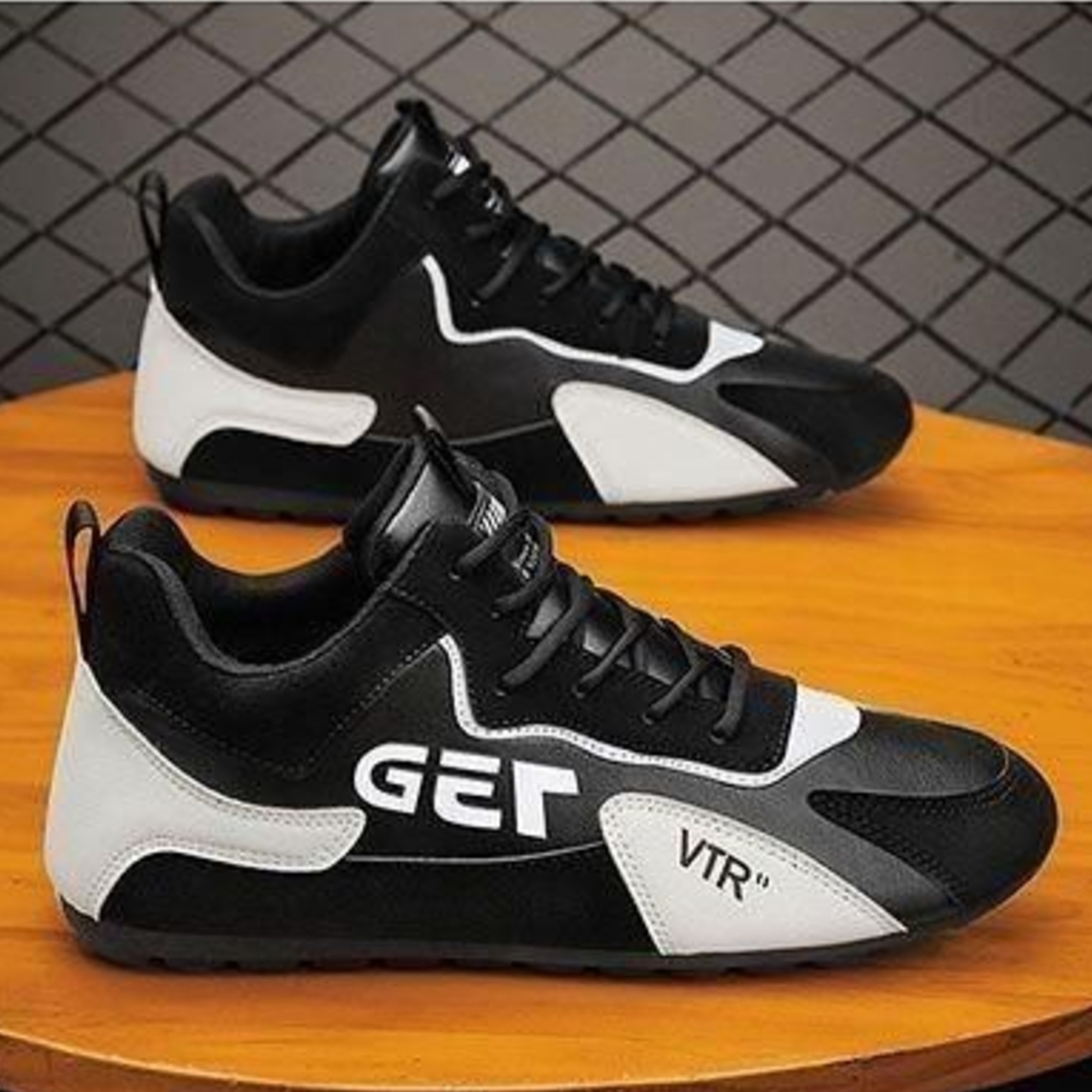 Mens Dailywear Sports Shoes 2403049
