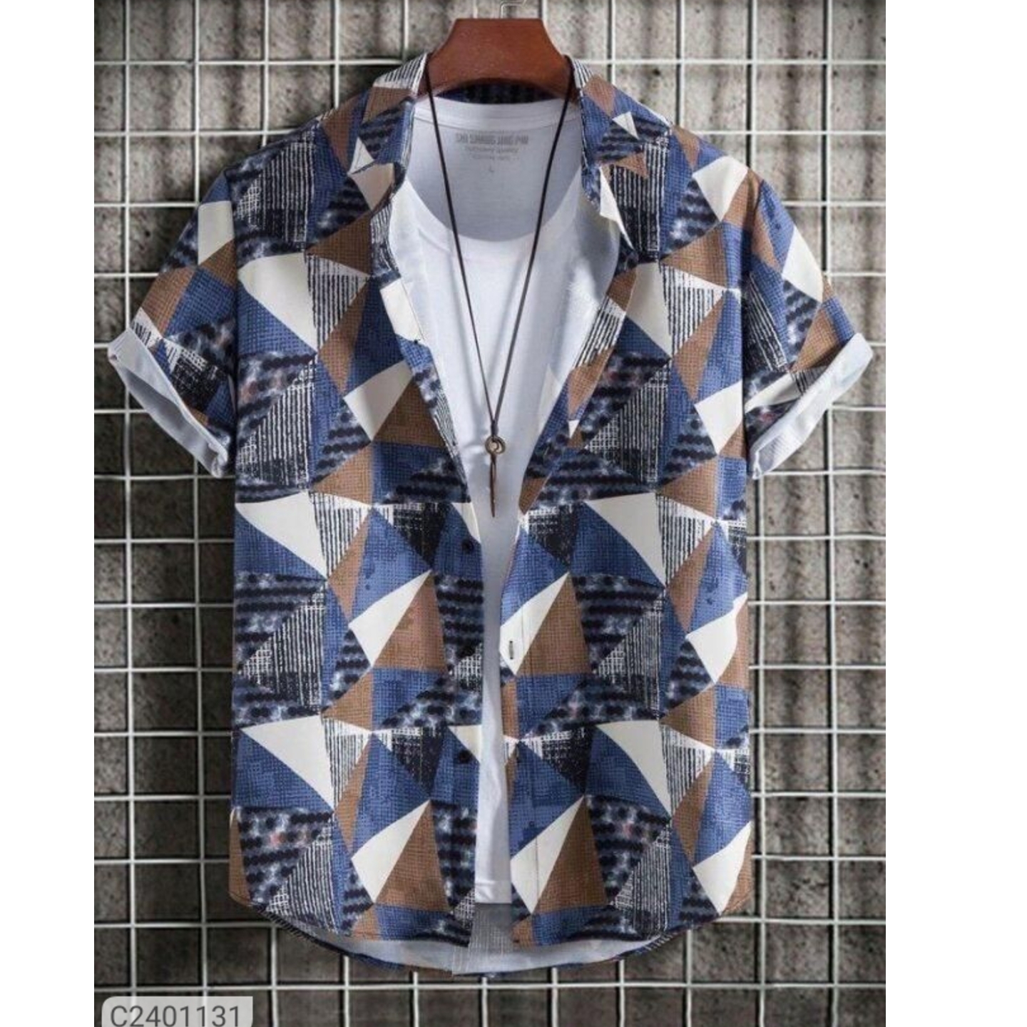 Men Regular Fit Printed Casual Shirt 2401131