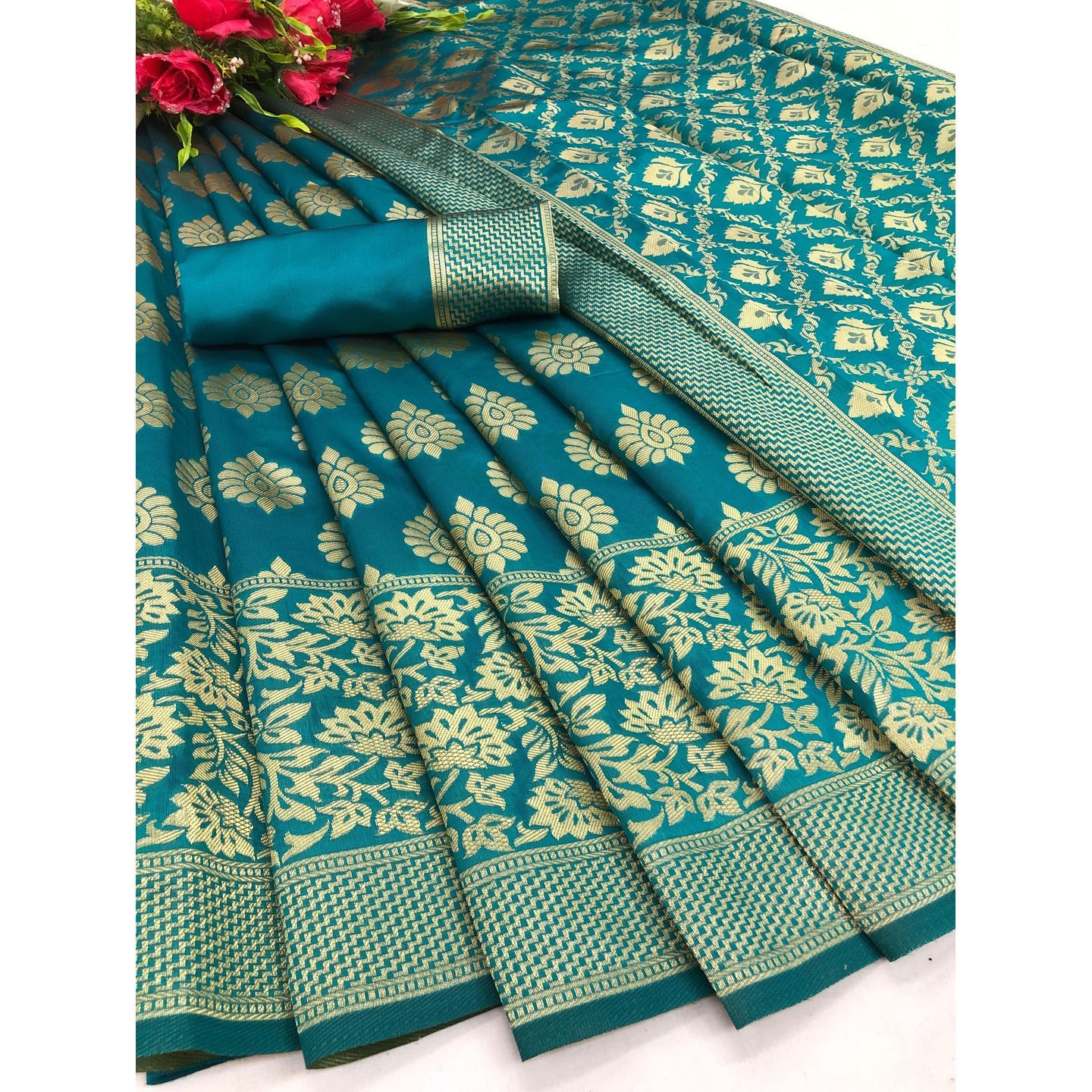 Latest Jacquard Banarasi Silk Saree (Code: C1820998)