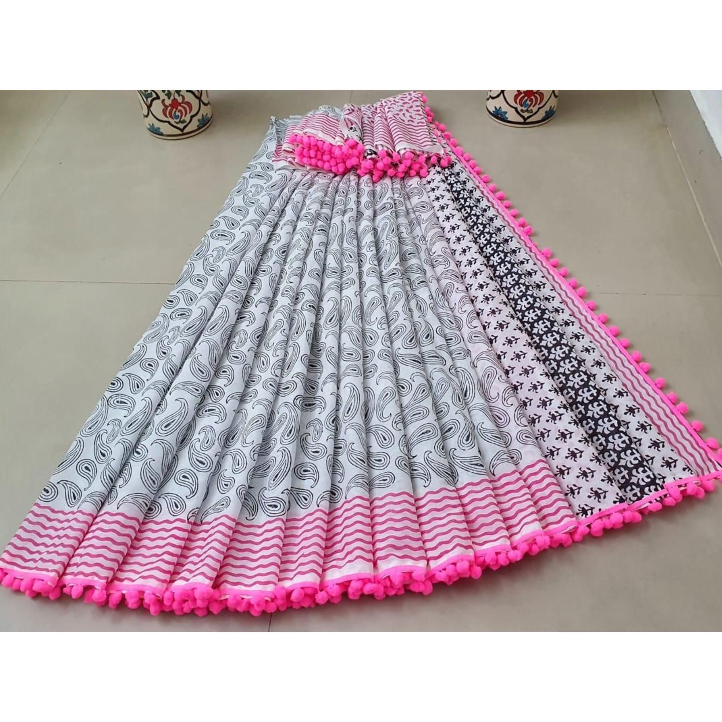 Pretty Mulmul Cotton Printed Saree (Code: C1733919)