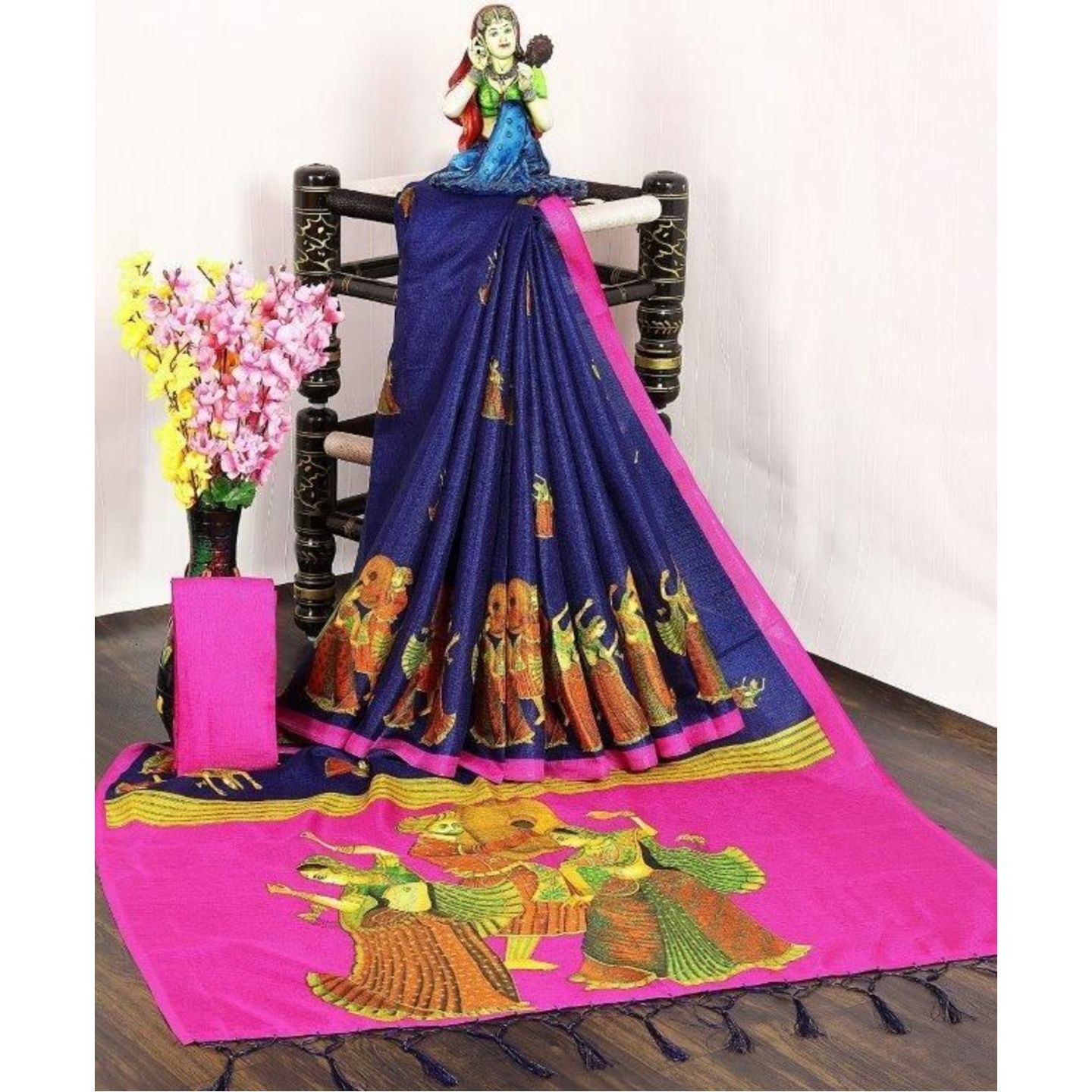 Elegant Kalamkari Print Khadi Silk Saree With Tassels (Code: C1728704)