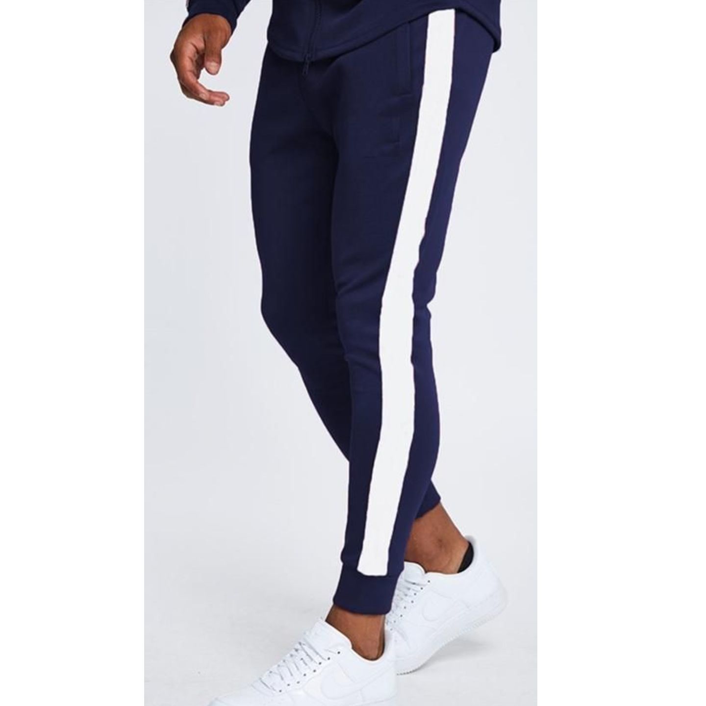 Polyester Blend Solid Slim Fit Track Pant (Code: C940884)