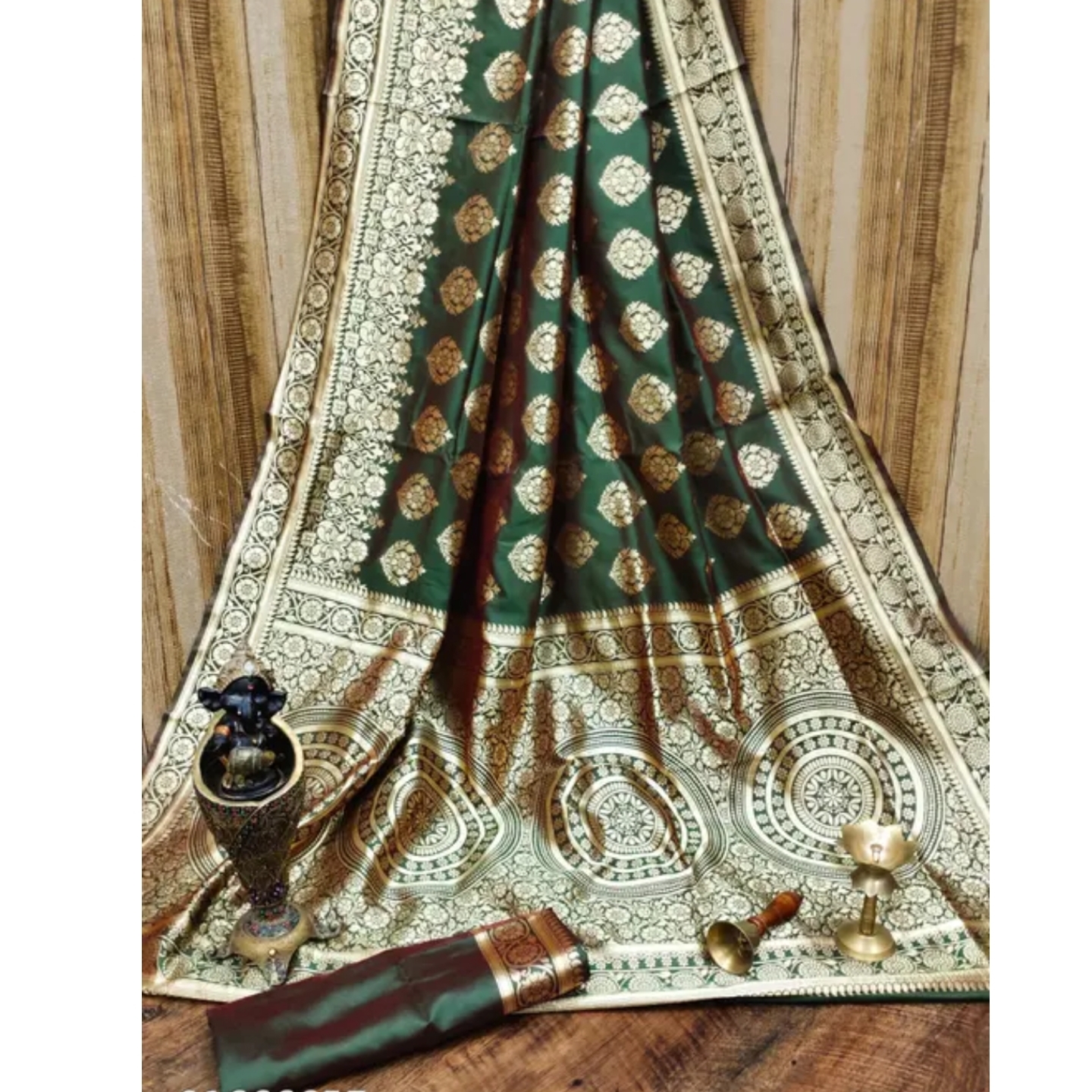 Tradional Partywear Banarasi Silk Saree with Blouse